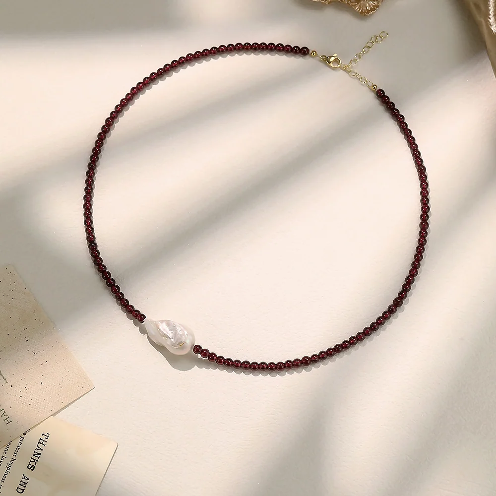 Collar de gargantilla rojo irregular - 2