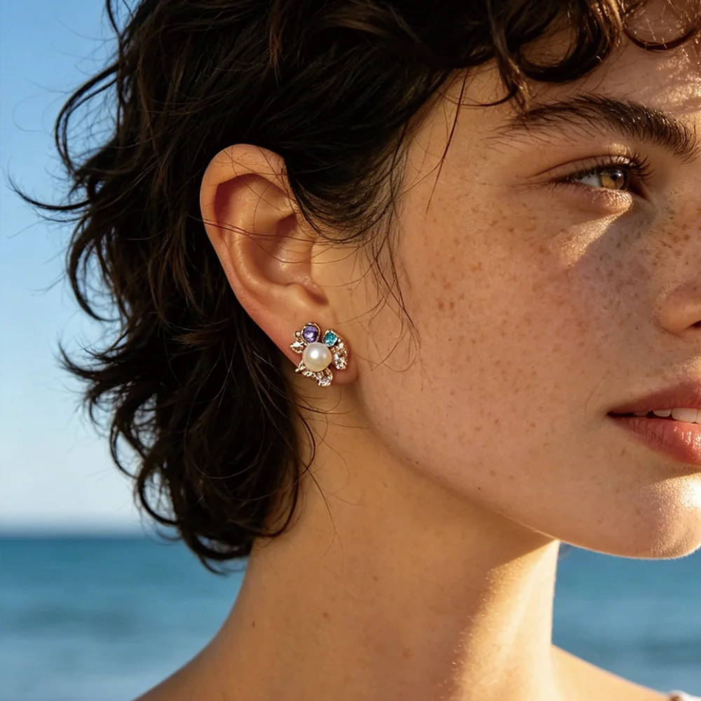 Clou d'oreille floral perle - 2