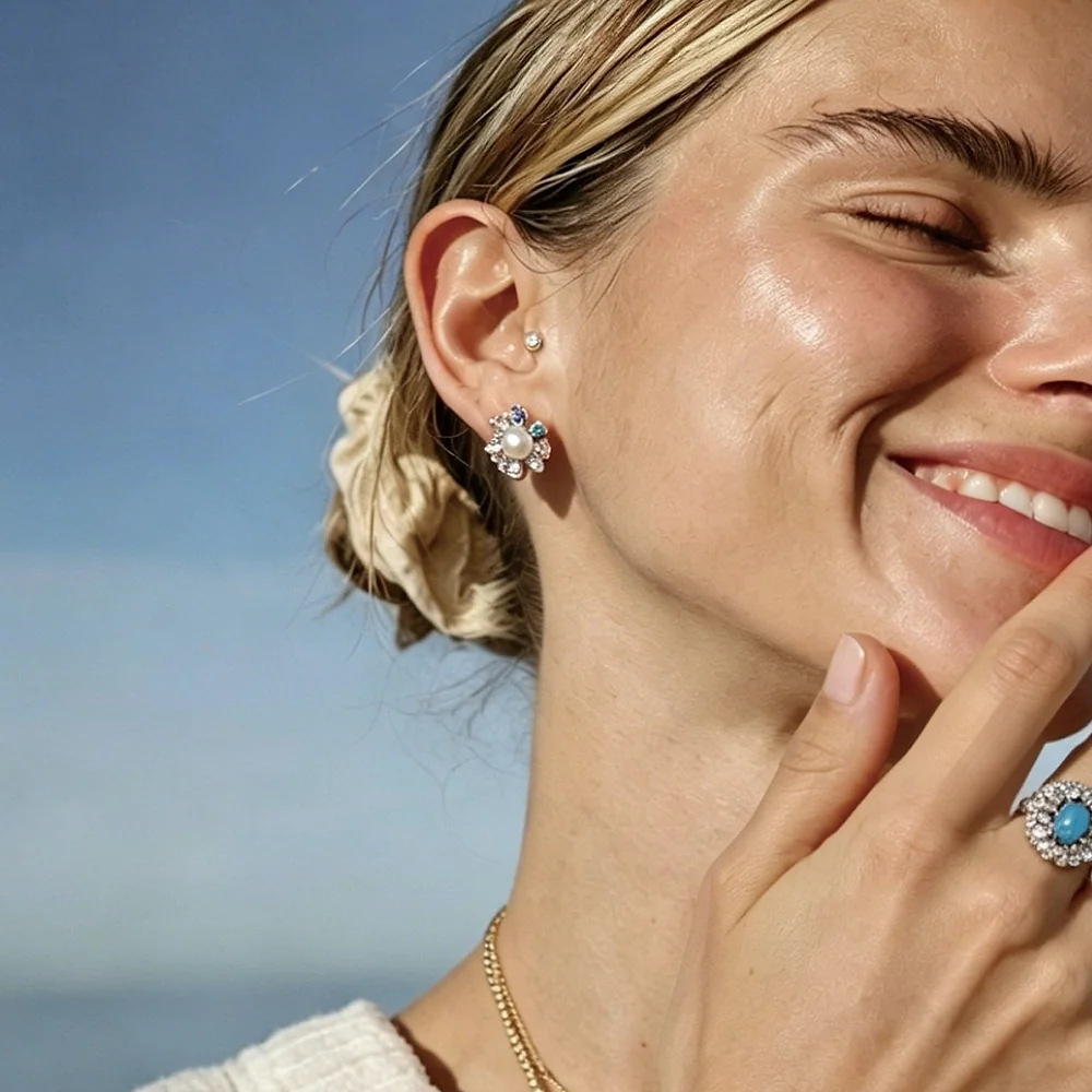 Clou d'oreille floral perle - 3