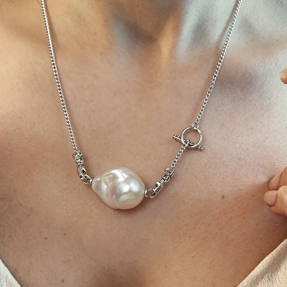 Silver Baroque Pearl Toggle Clasp Choker Necklace | SILVERAGE