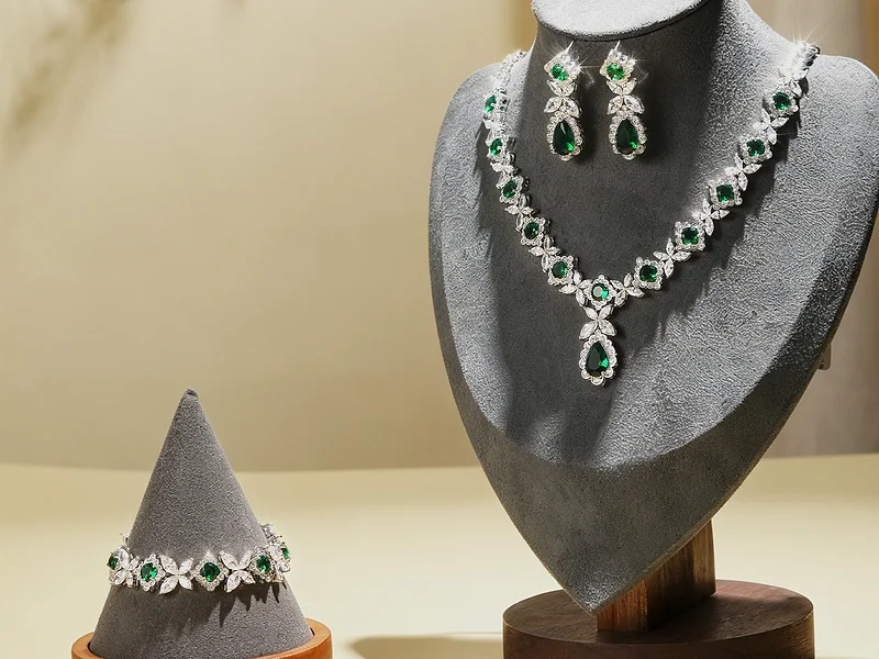 Conjunto de joyería de lujo 3 en 1: corona nupcial, pendientes colgantes, collar de imitación de esmeralda y circonita cúbica para fiesta de graduación, boda, fiesta